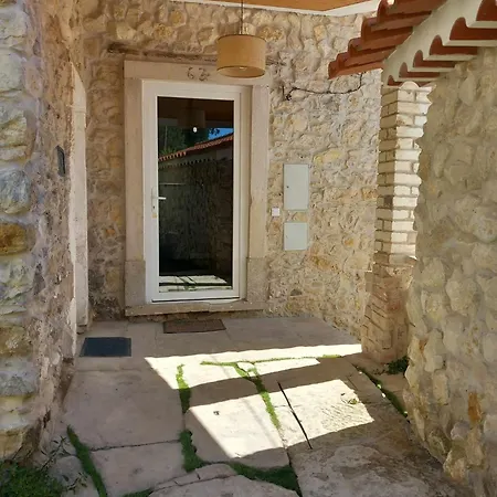 Moradia Dos Castelos, Casa 10 Pessoas Holiday home Ourem