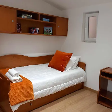 Holiday home Moradia Dos Castelos, Casa 10 Pessoas