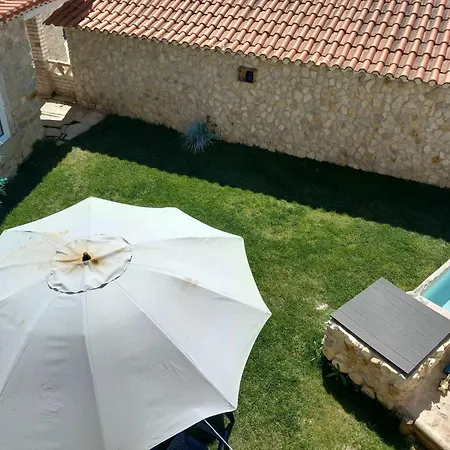 Holiday home Moradia Dos Castelos, Casa 10 Pessoas Ourem