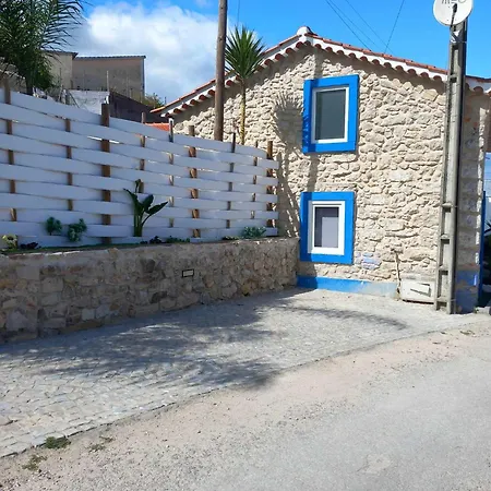 Moradia Dos Castelos, Casa 10 Pessoas Holiday home Ourem